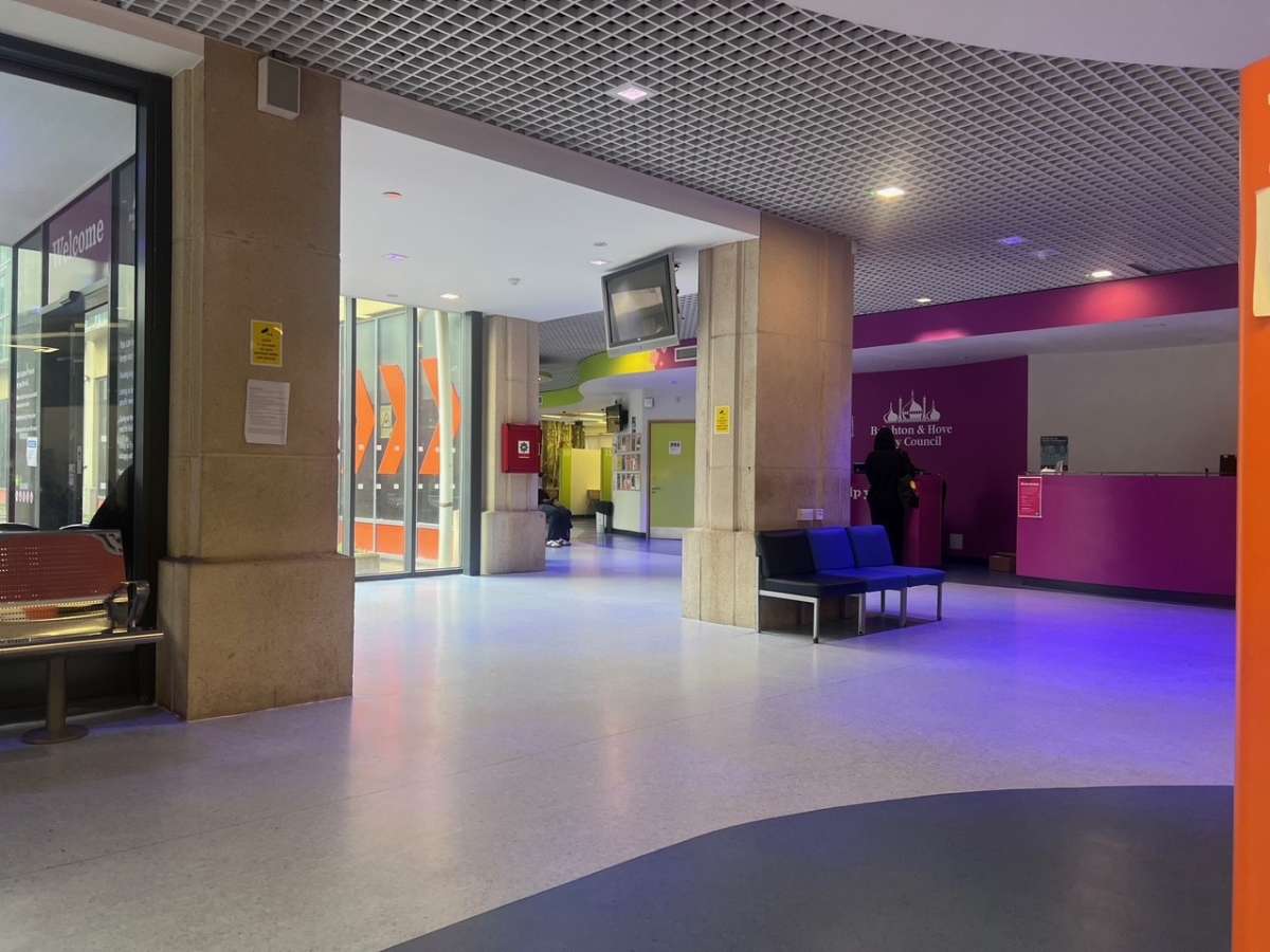 Office in Brighton - photo 3