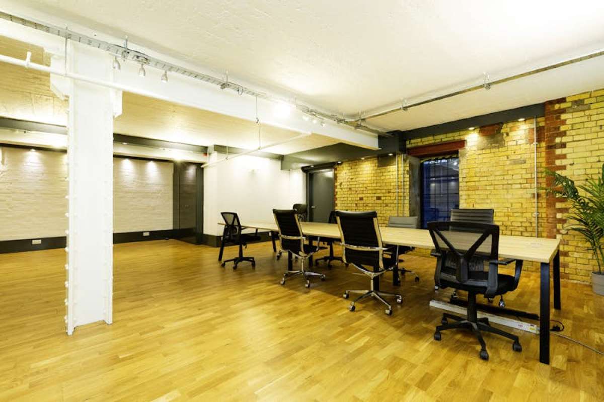 Office in London - photo 3