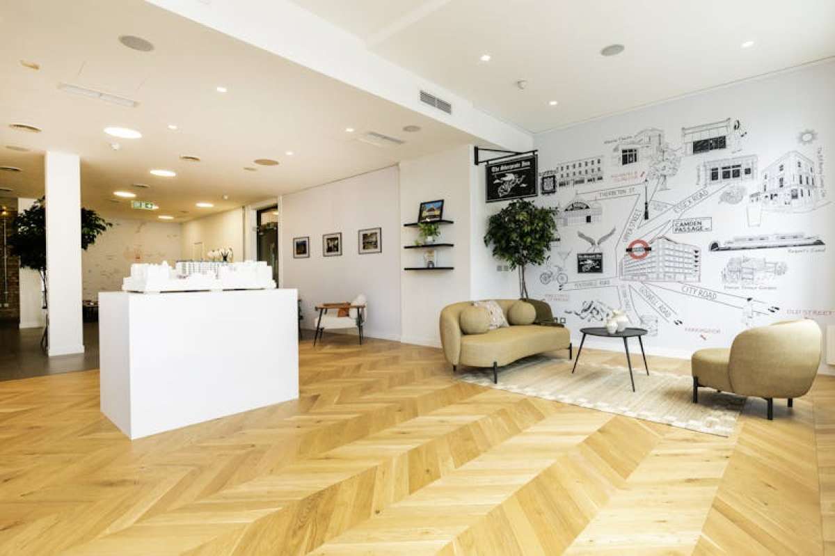 Office in London - photo 3