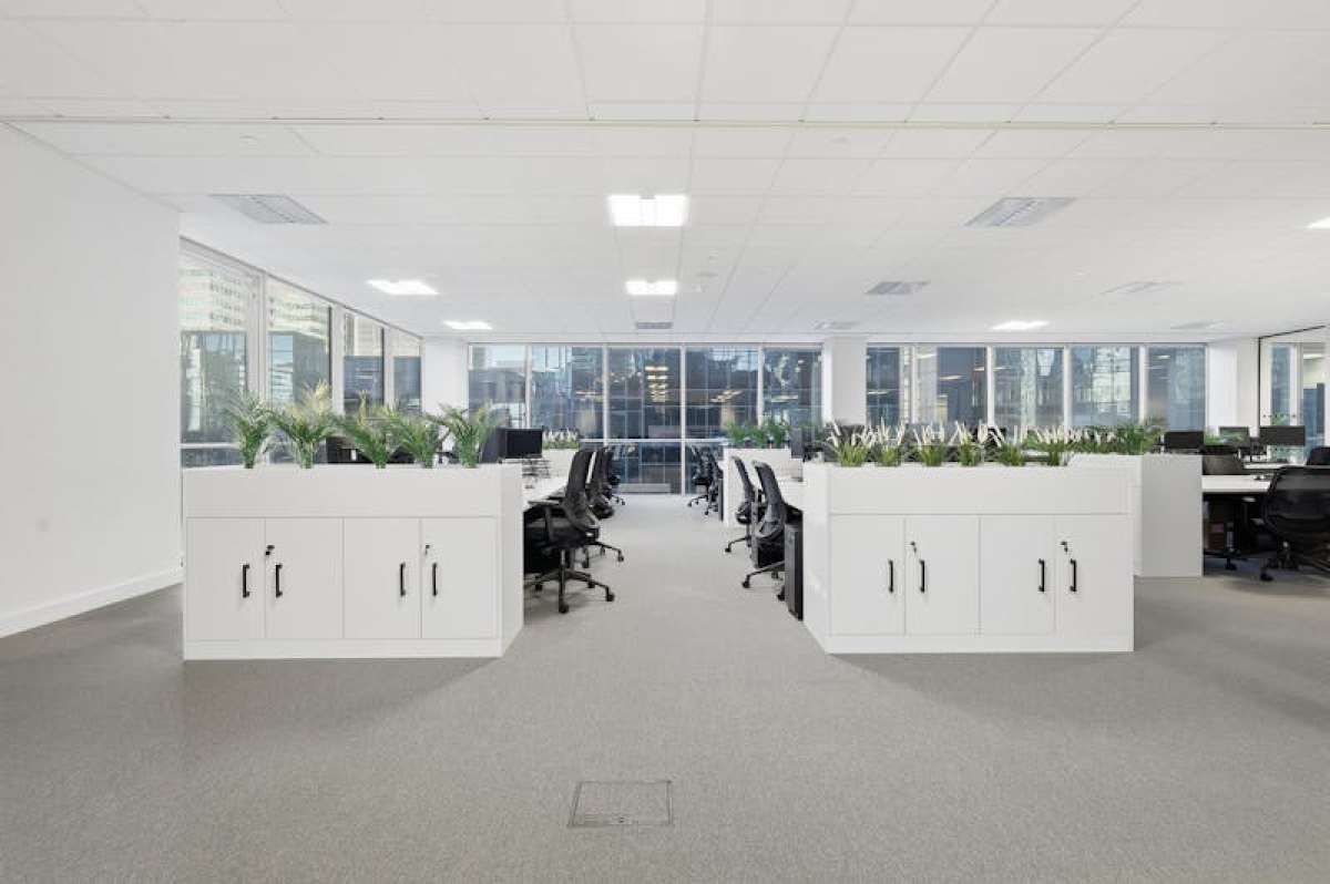 Office in London - photo 2