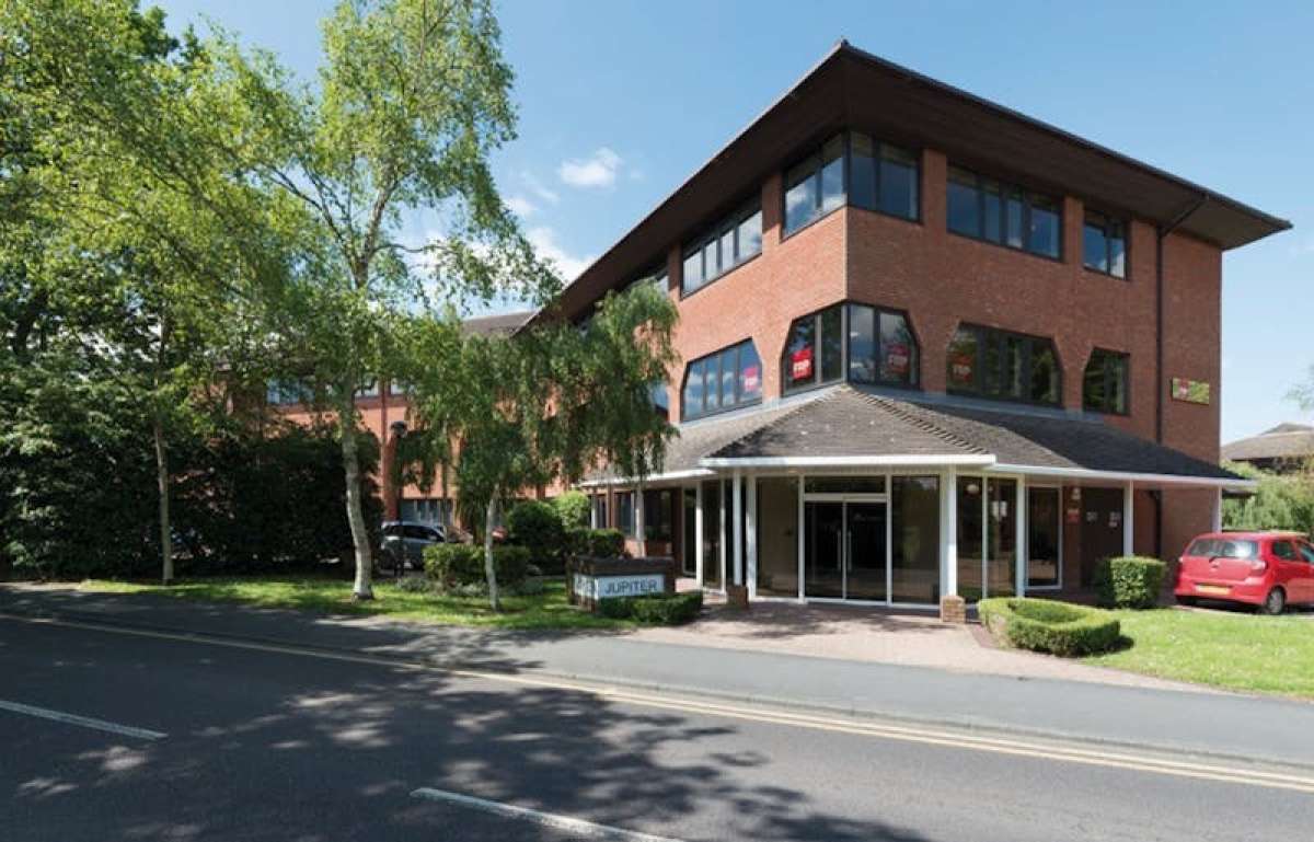 Office in Brentwood - photo 3