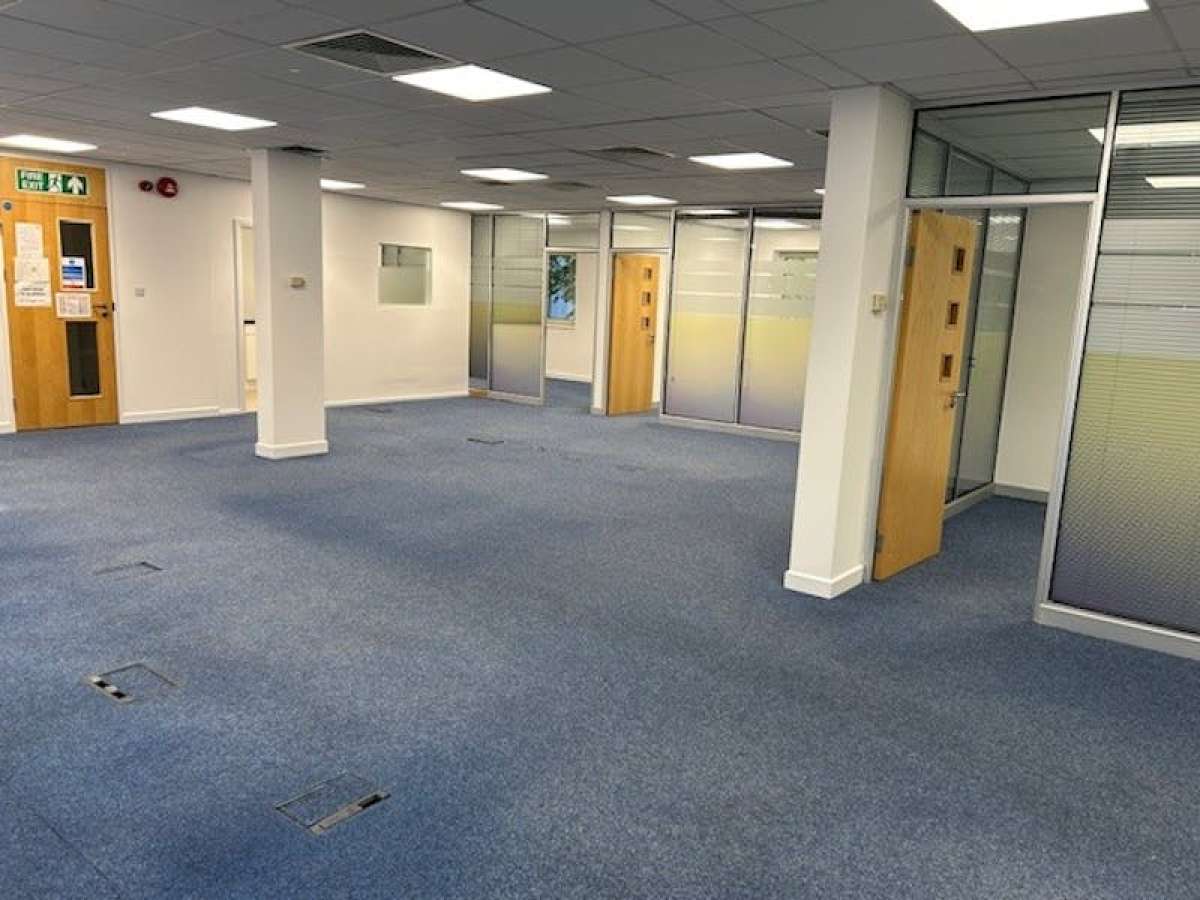 Office in London - photo 2