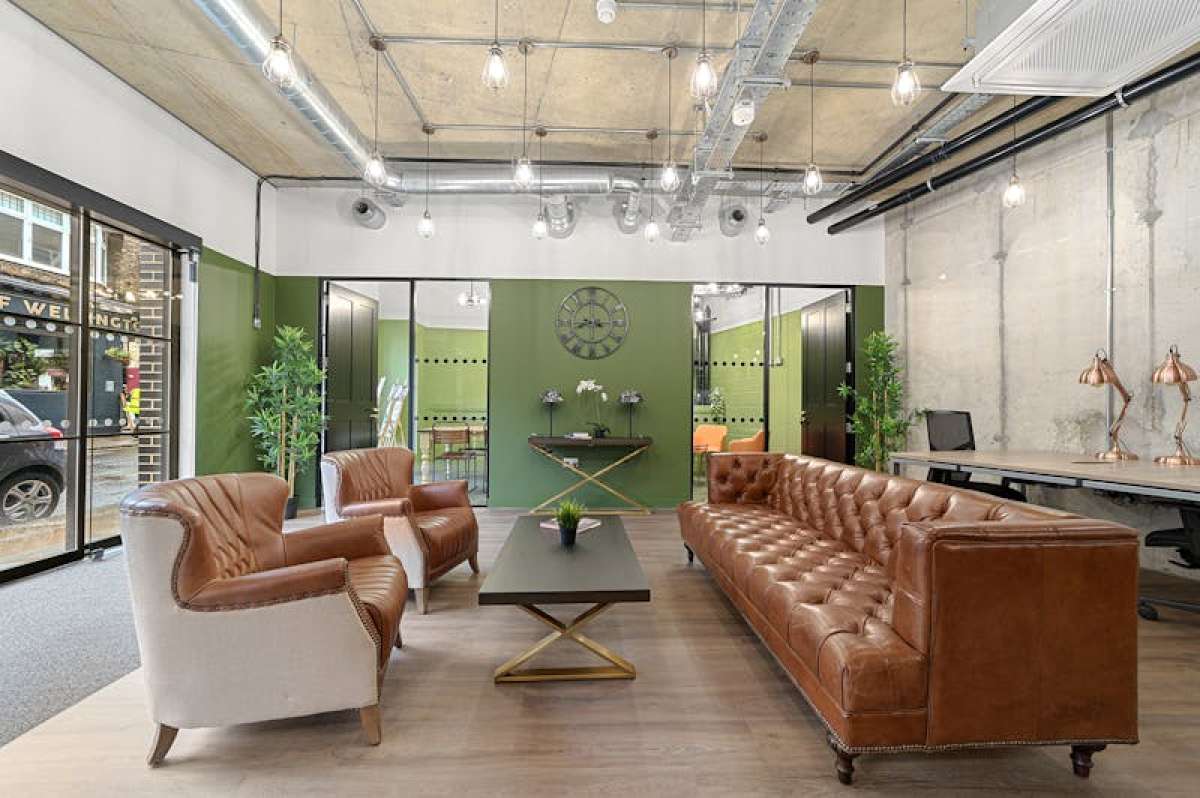 Office in London - photo 4