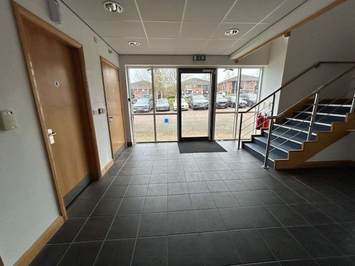 Office in Congleton - photo 2