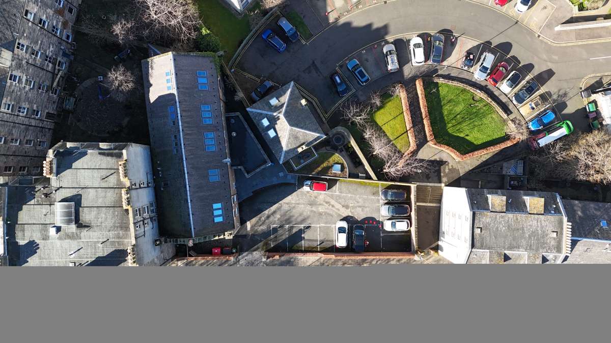 Office in Edinburgh - photo 2