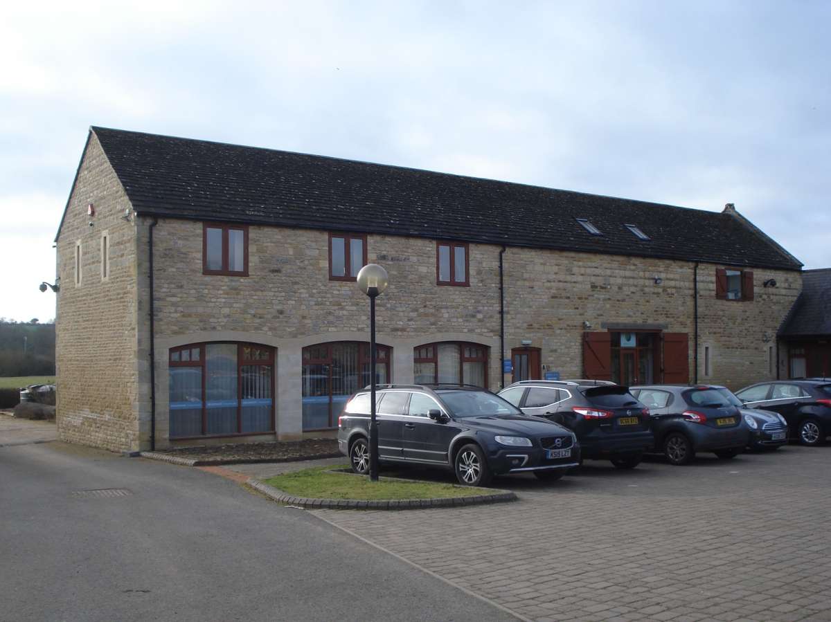 Office in Stamford - photo 2