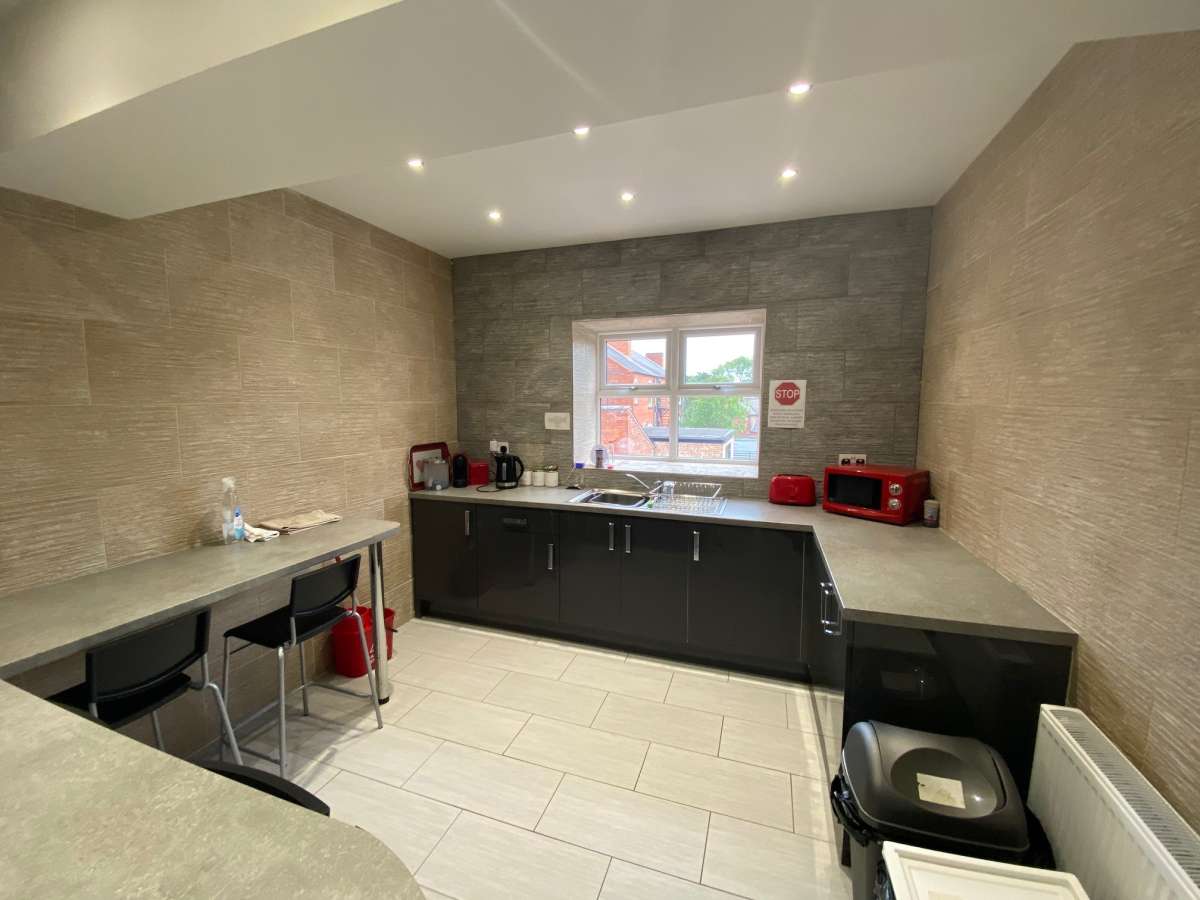 Office in Nottingham - photo 2