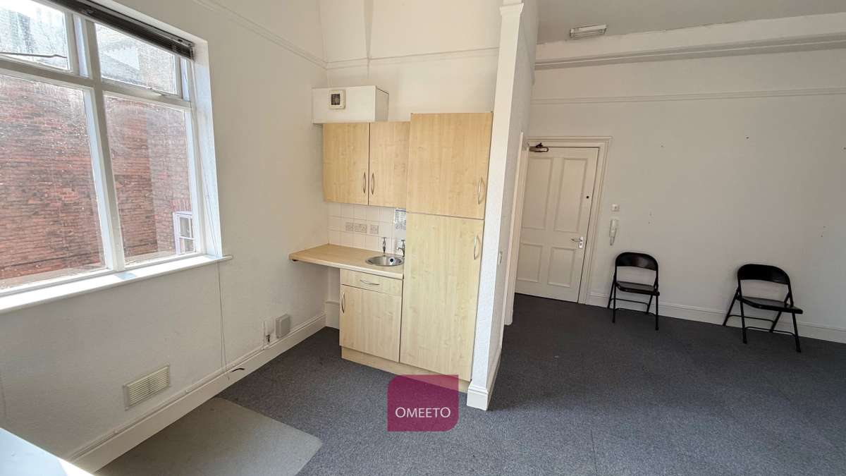 Office in Derby - photo 4