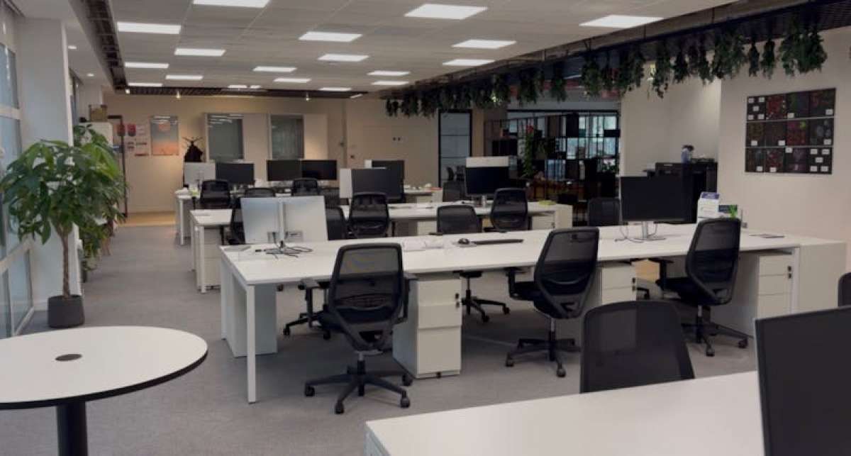 Office in Reading - photo 4