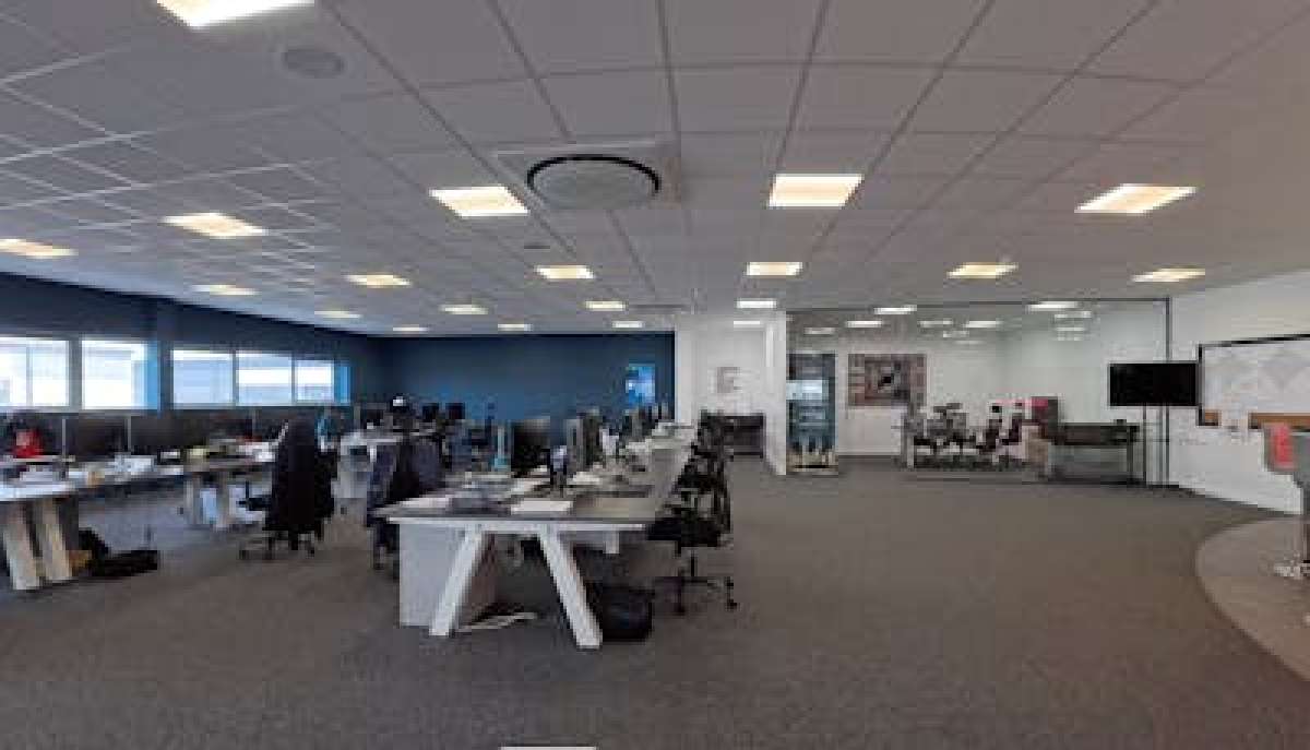 Office in Lee-on-the-Solent - photo 3