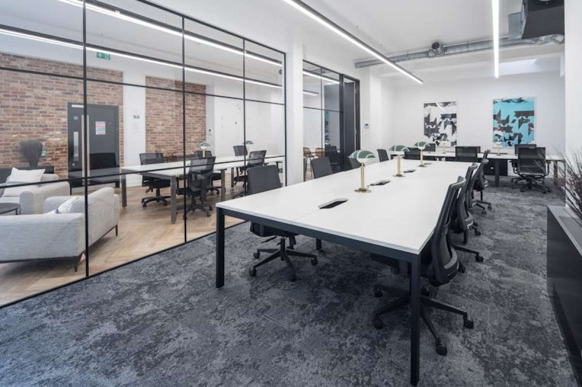 Office in London - photo 2