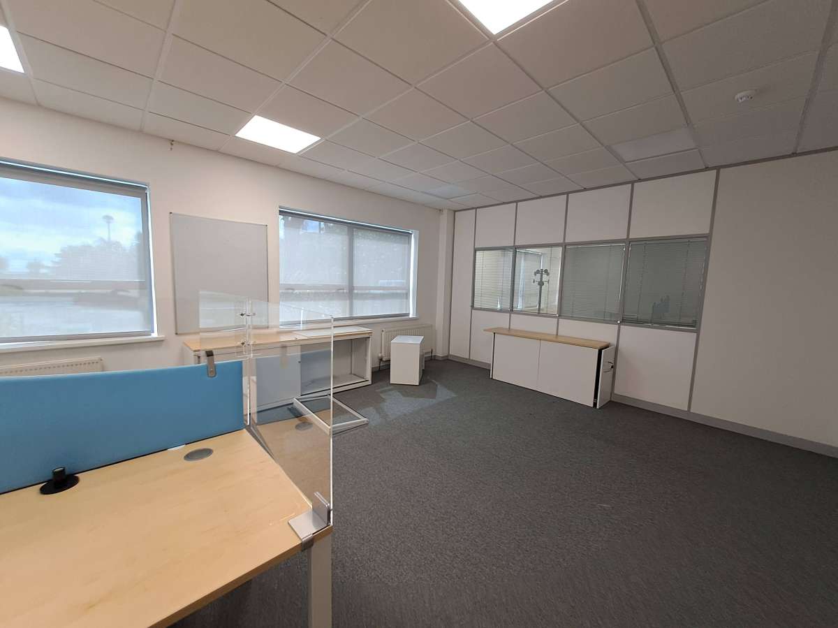 Office in Falmouth - photo 4