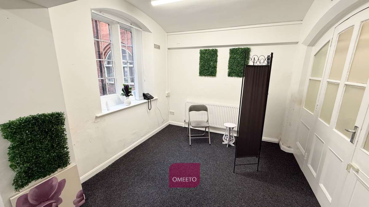 Office in Derby - photo 2