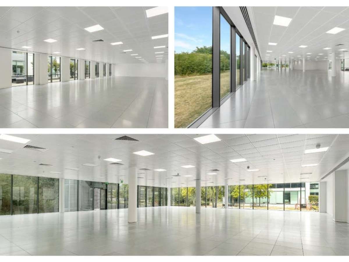 Office in Weybridge - photo 3