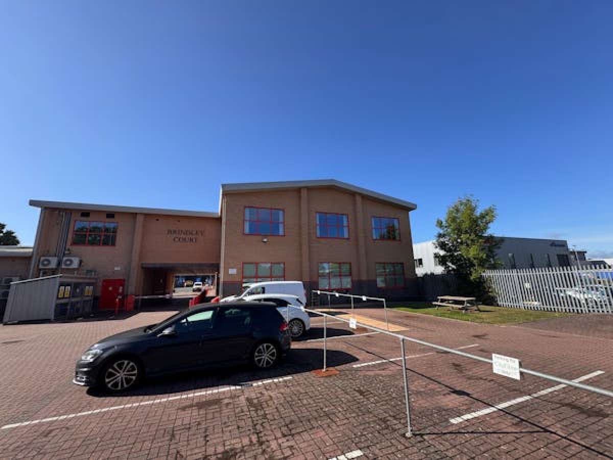 Office in Worcester - photo 2