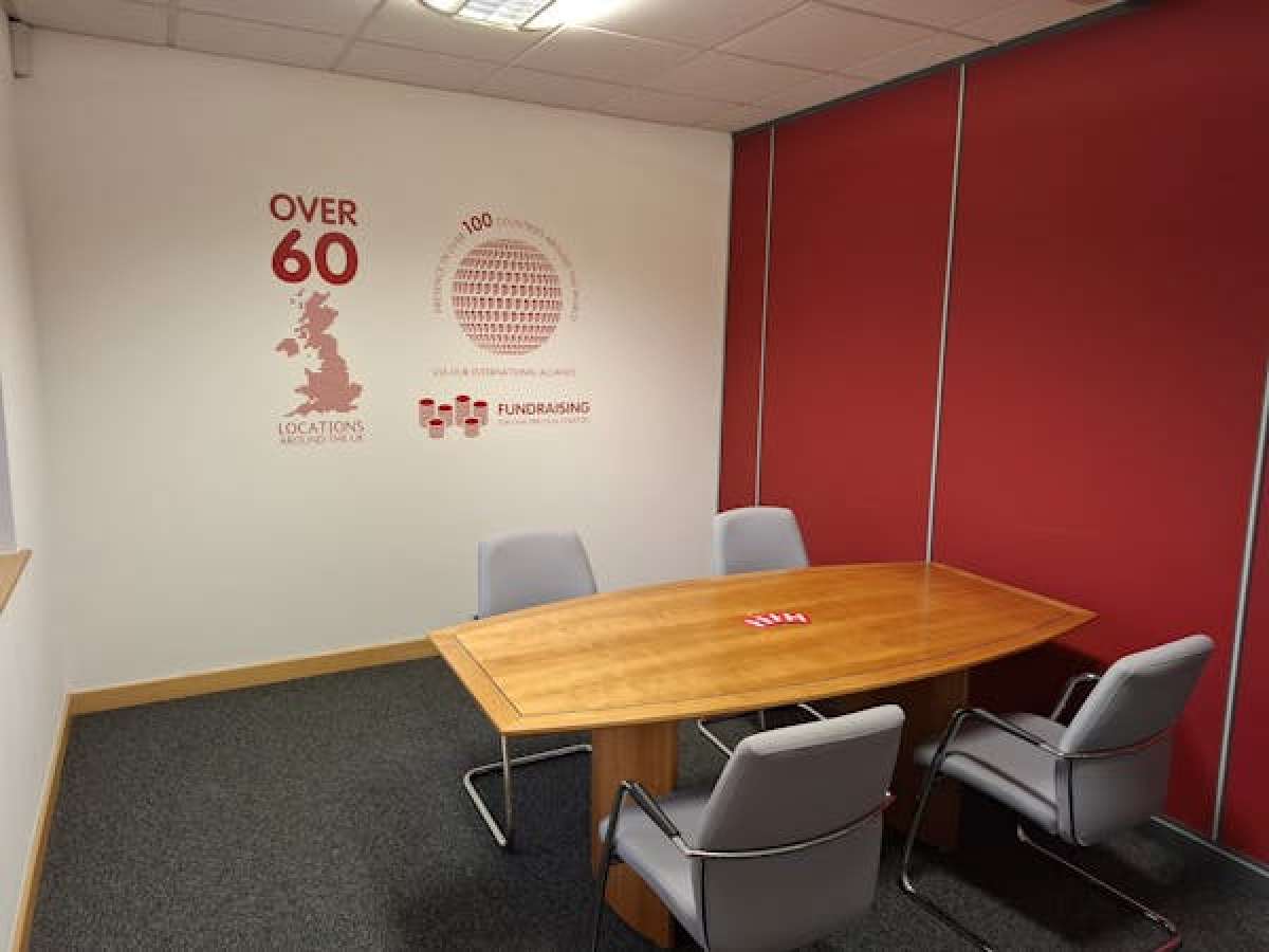 Office in Ashby-de-la-Zouch - photo 3