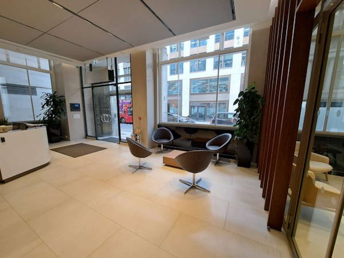 Office in London - photo 3