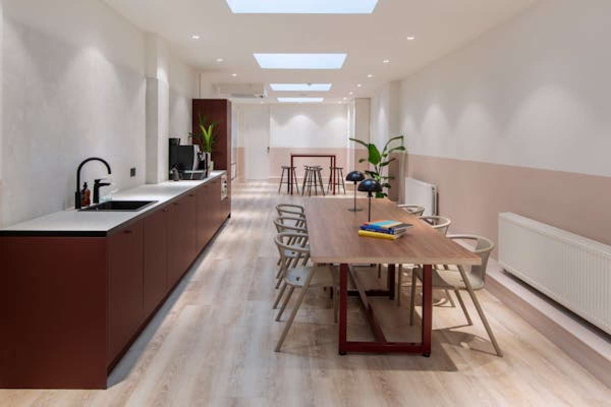 Office in London - photo 3