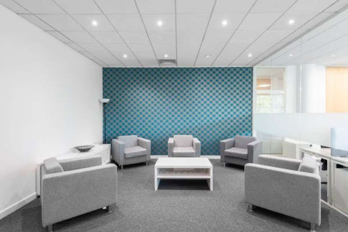 Office in Manchester - photo 2