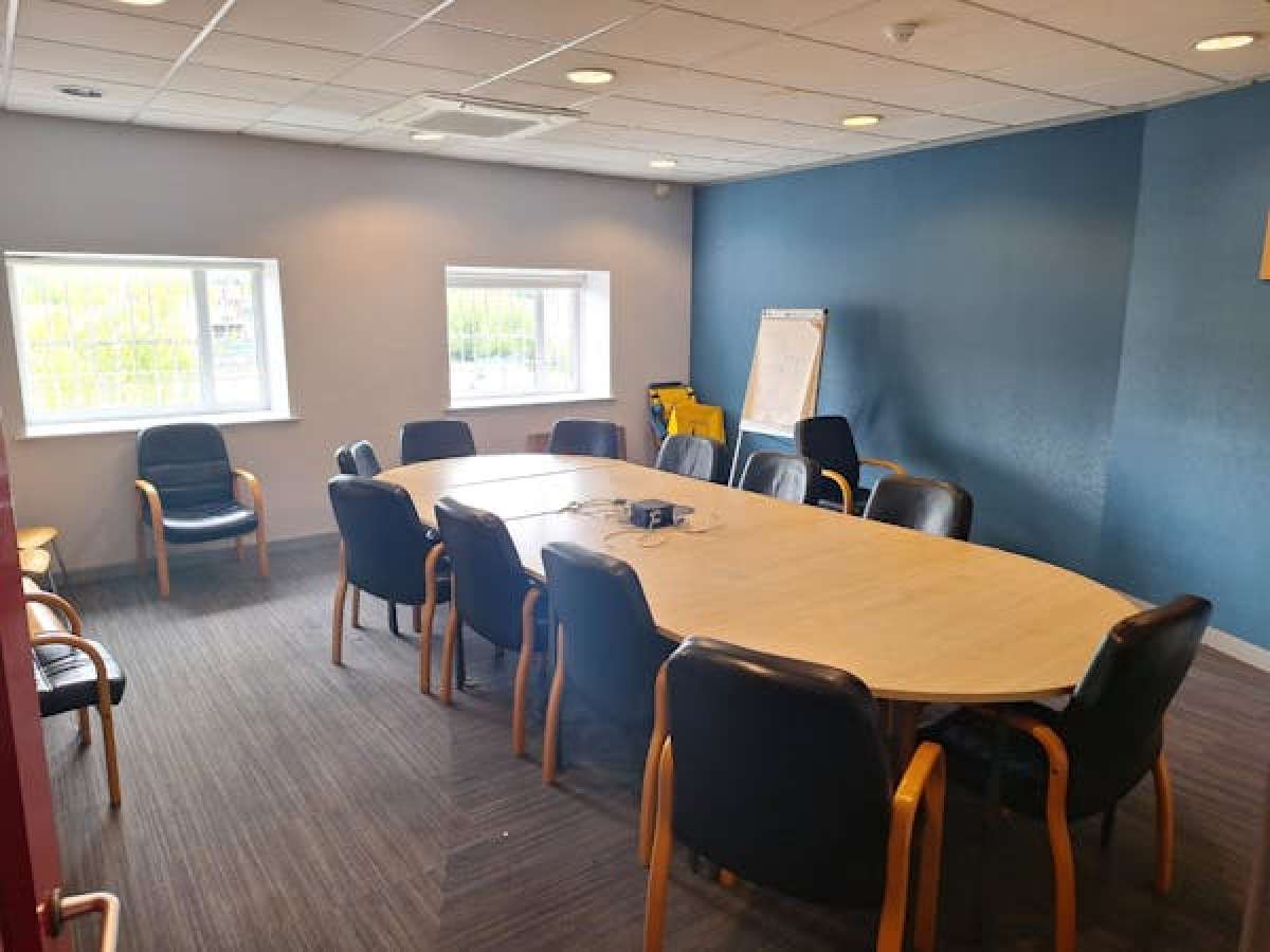 Office in Manchester - photo 2