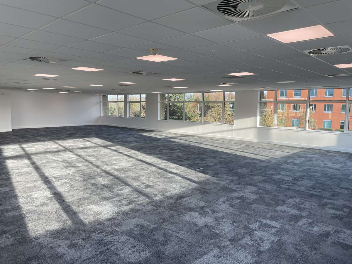 Office in Cambridge - photo 4
