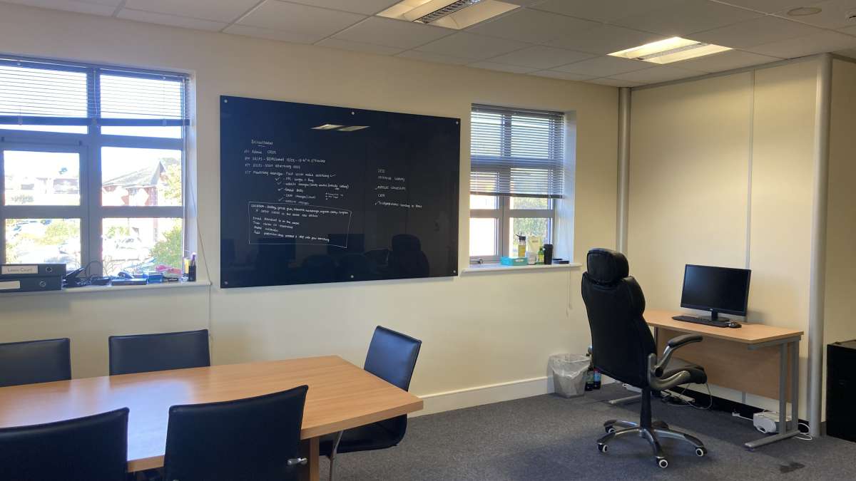 Office in Kibworth Harcourt - photo 4