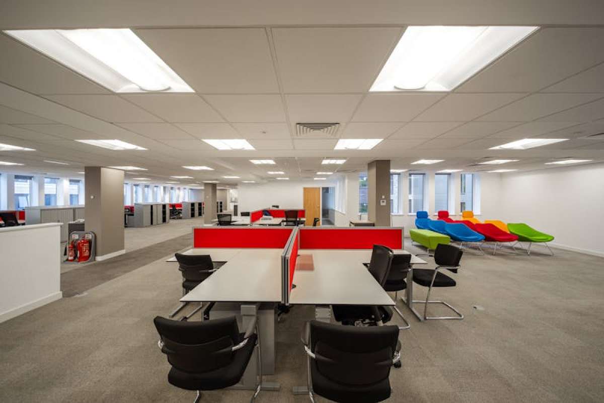 Office in Southampton - photo 3