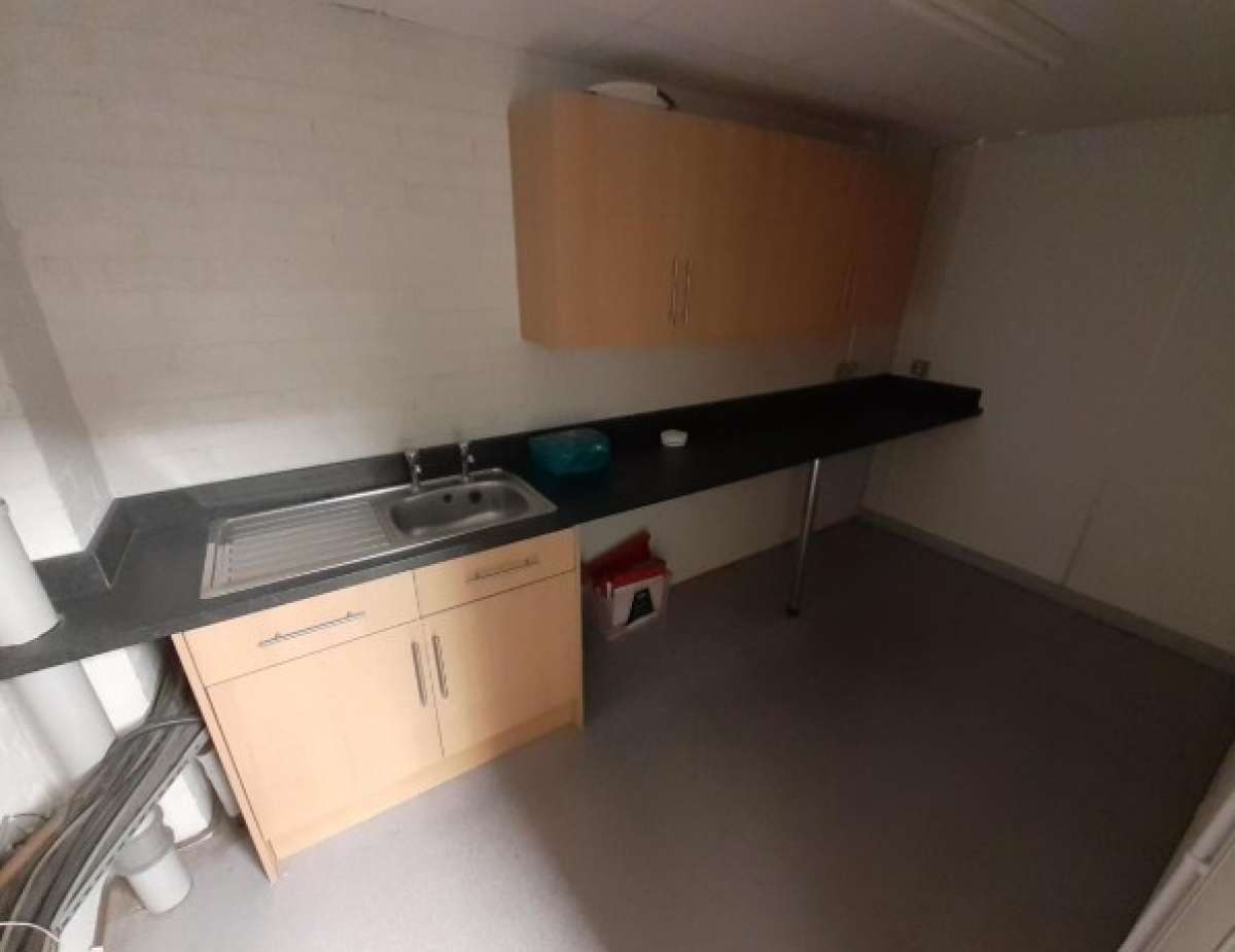 Industrial Unit in Grays - photo 3