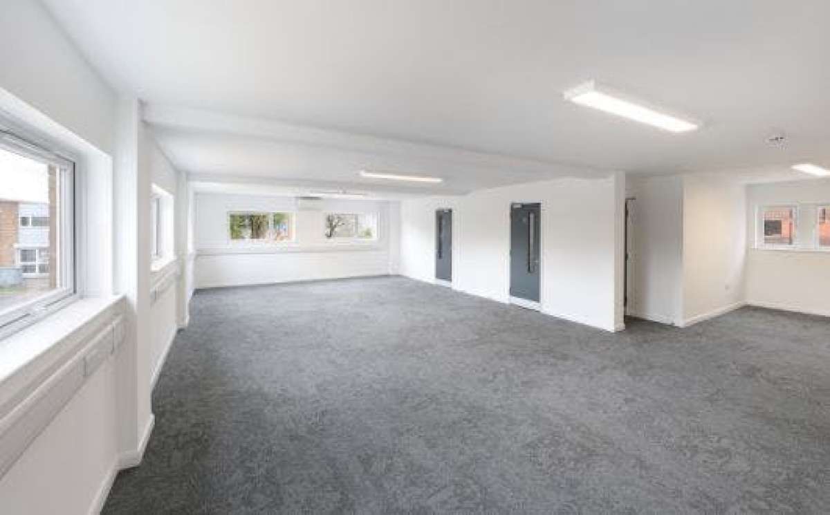 Industrial Unit in Grays - photo 3