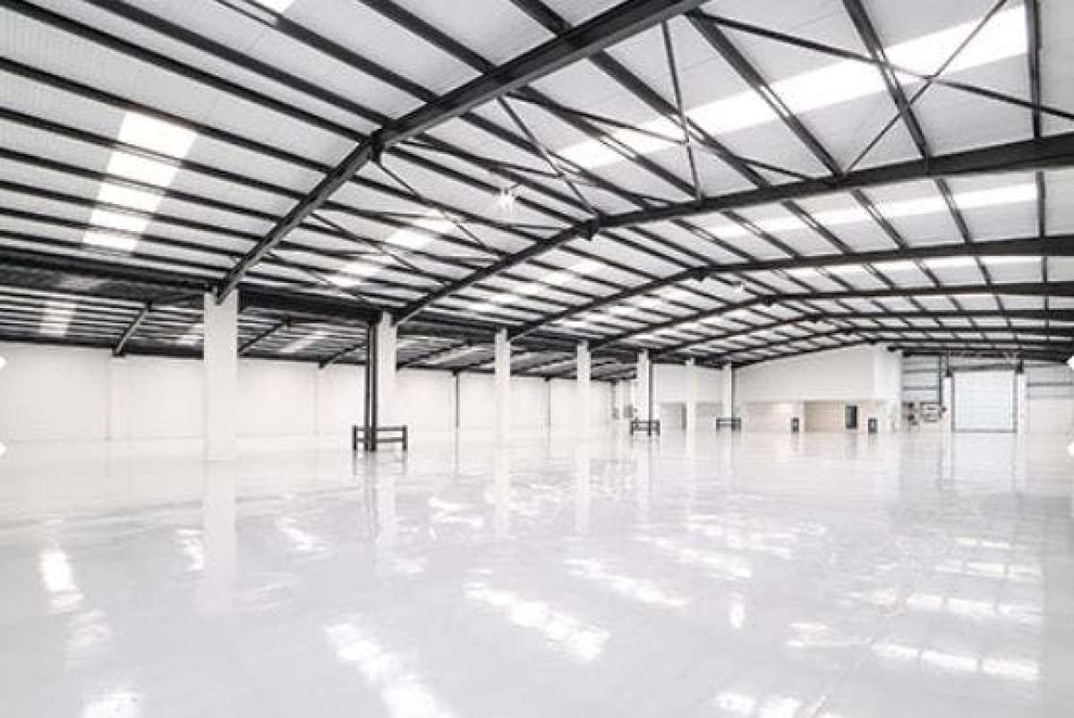 Industrial Unit in Grays - photo 3