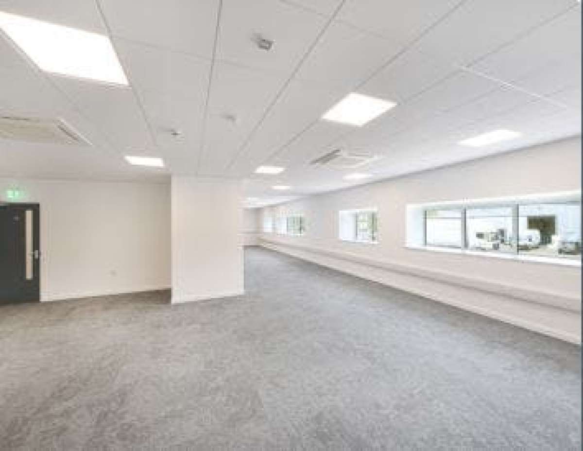 Industrial Unit in Grays - photo 4