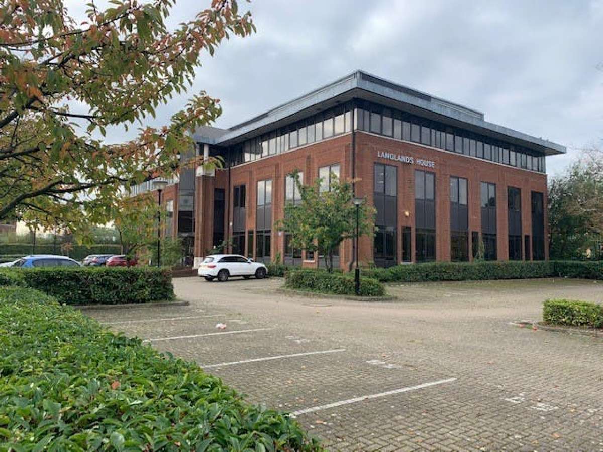 Office in Harlow - photo 3