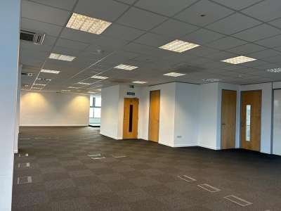 Office in Ipswich - photo 2