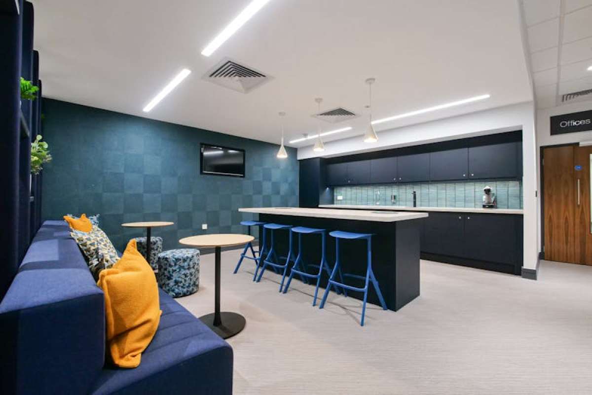 Office in Portsmouth - photo 2