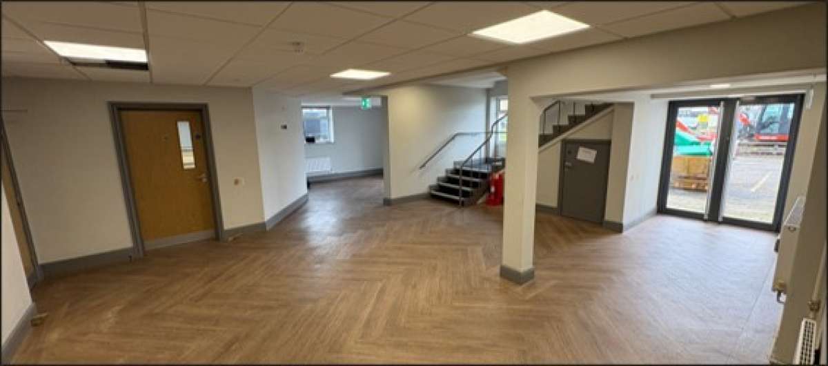 Office in Derby - photo 2