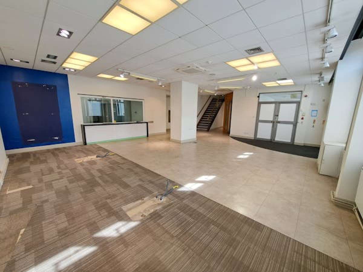Office in Biggleswade - photo 4