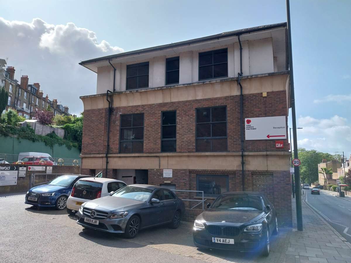 Office in Richmond - photo 2