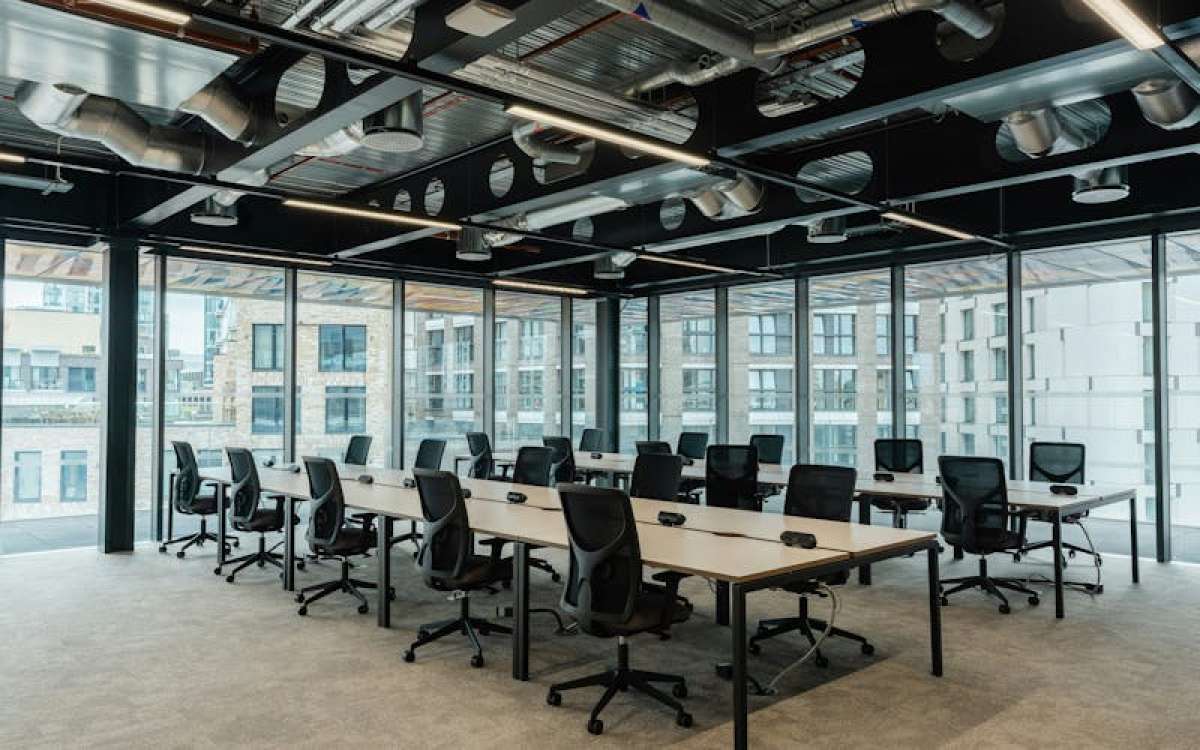 Office in London - photo 4