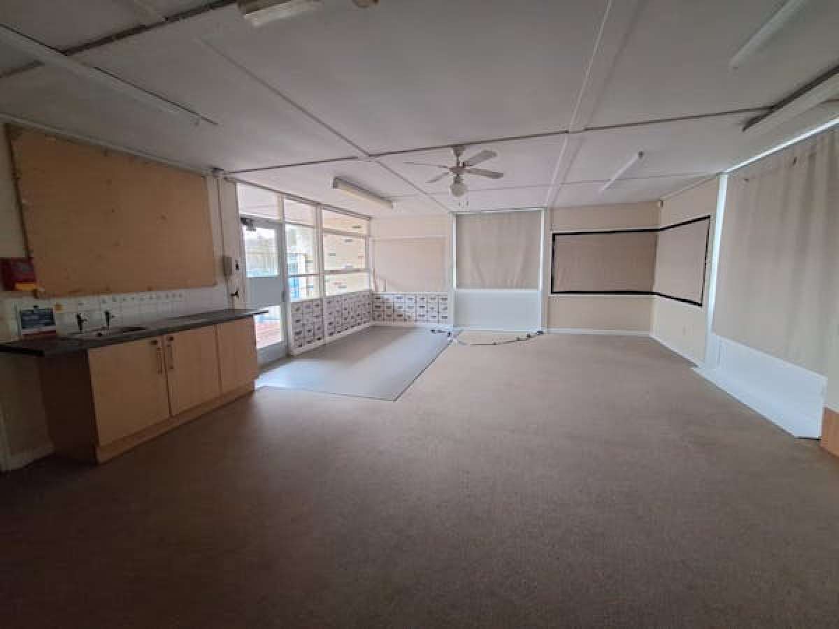 Other in Wigan - photo 3