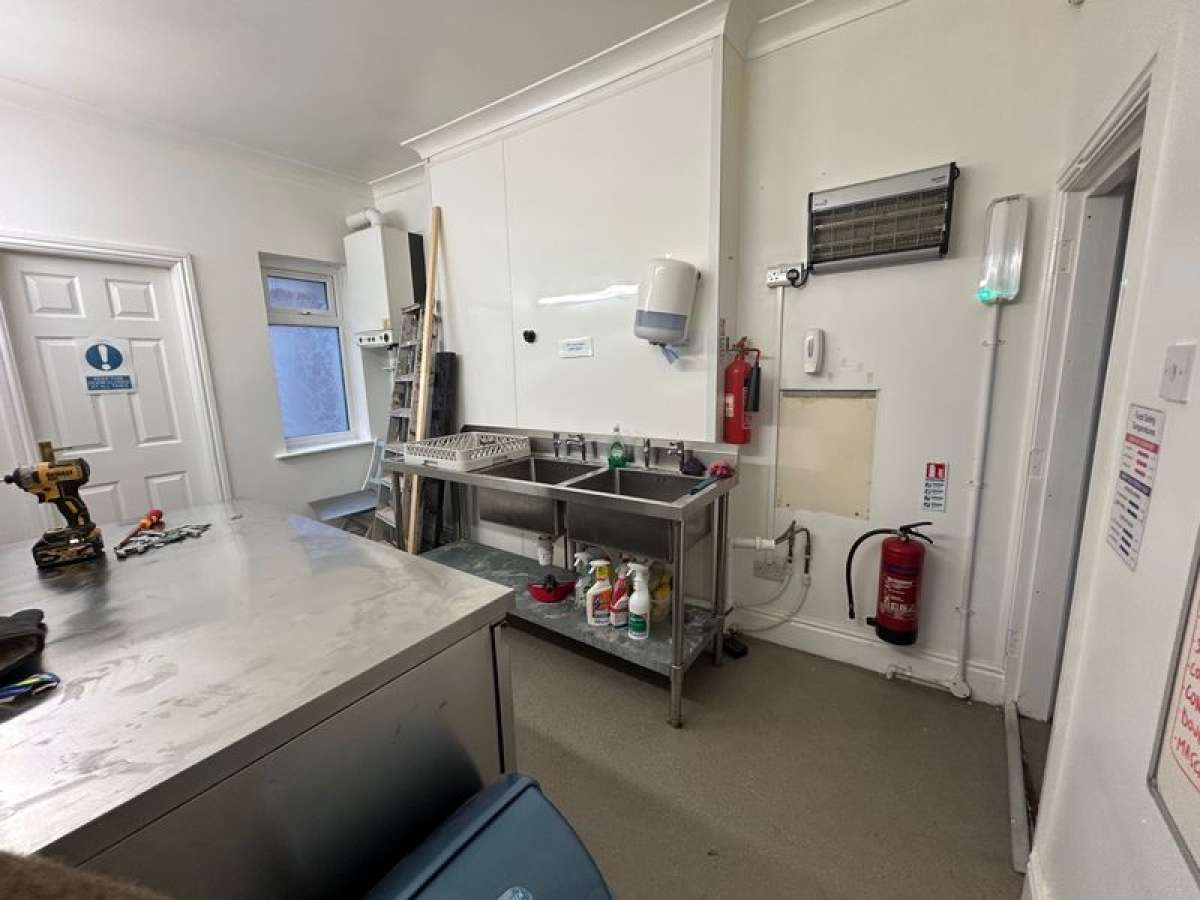 Retail/Shop in Congleton - photo 4