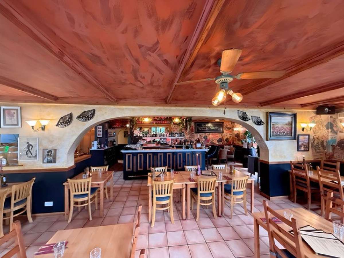 Retail/Shop in Carbis Bay - photo 4