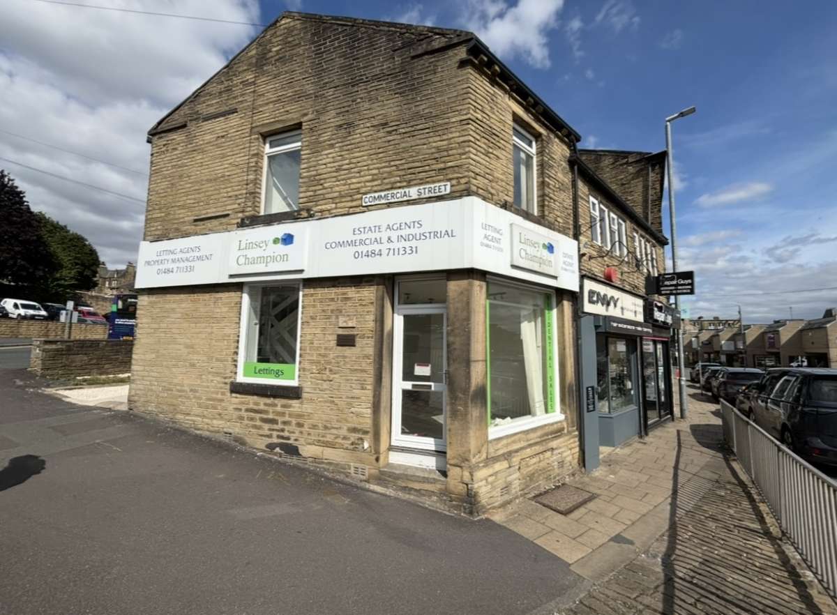 Retail in Brighouse