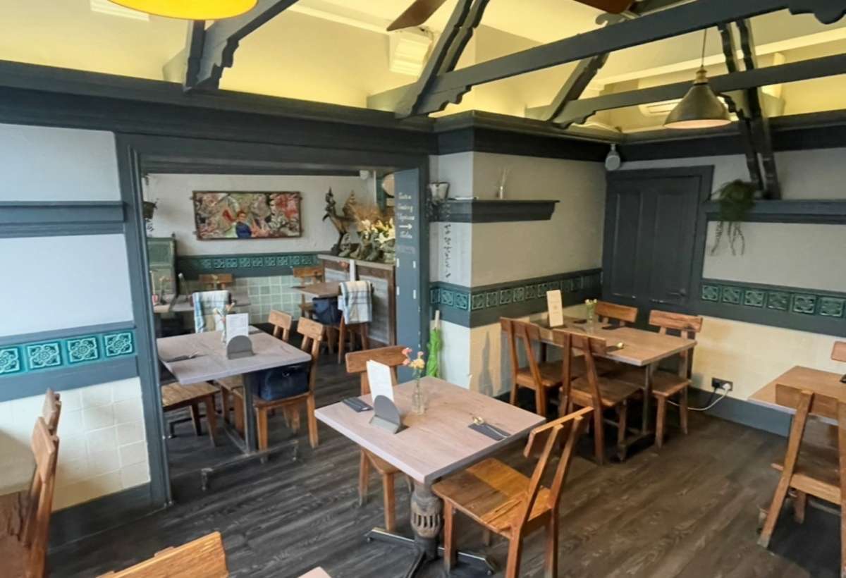 Retail/Shop in Cambridge - photo 3