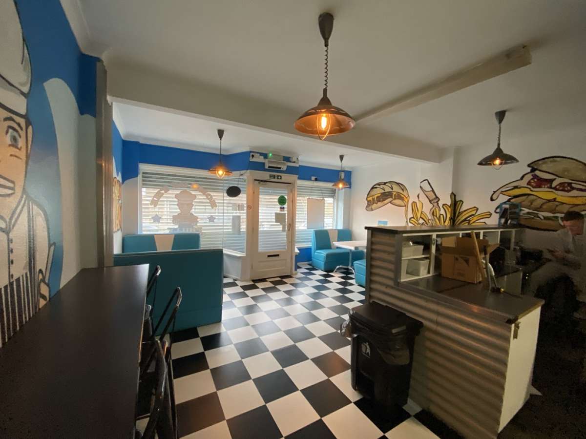 Retail/Shop in Birmingham - photo 3