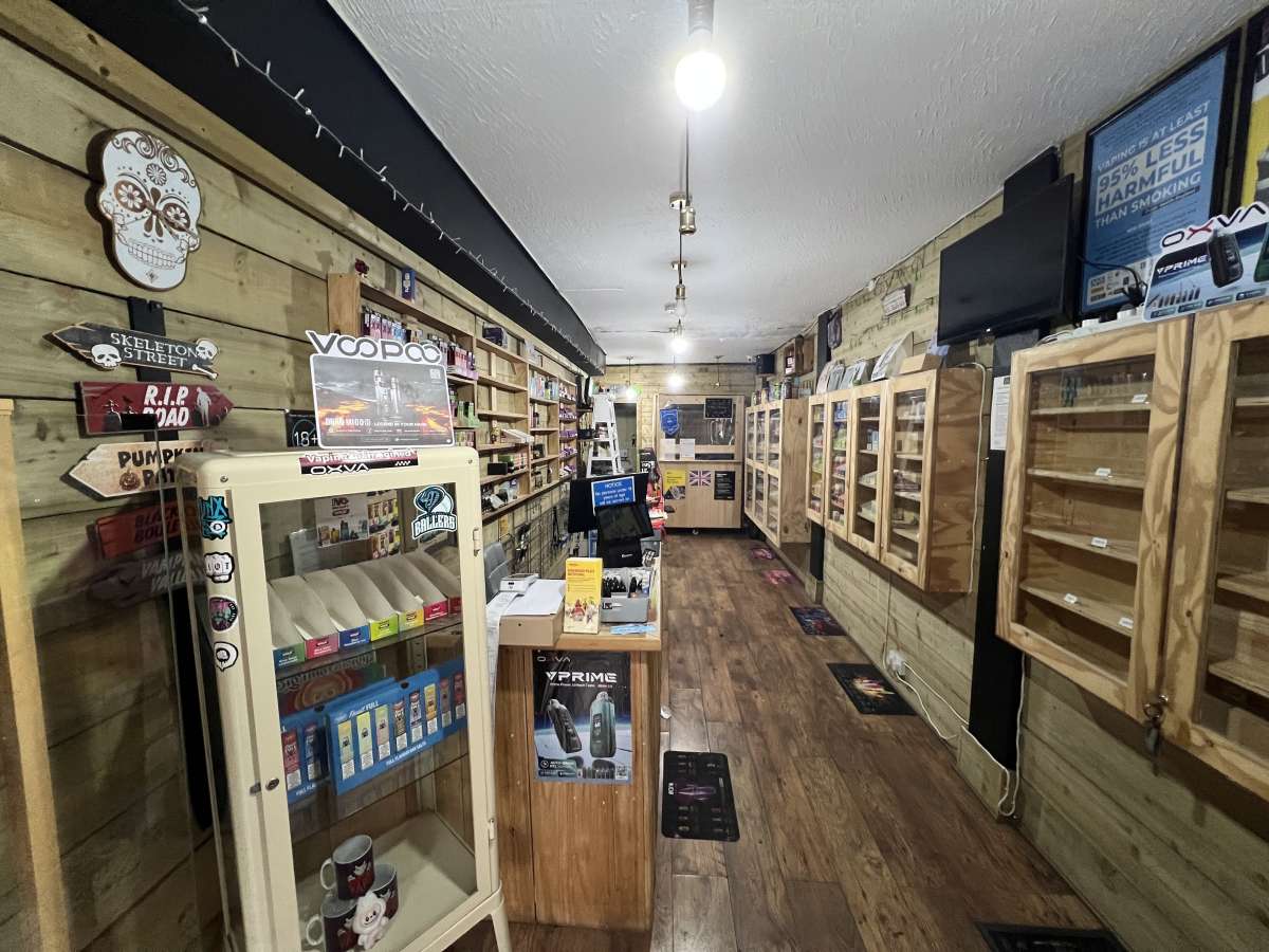 Retail/Shop in Selsdon - photo 3