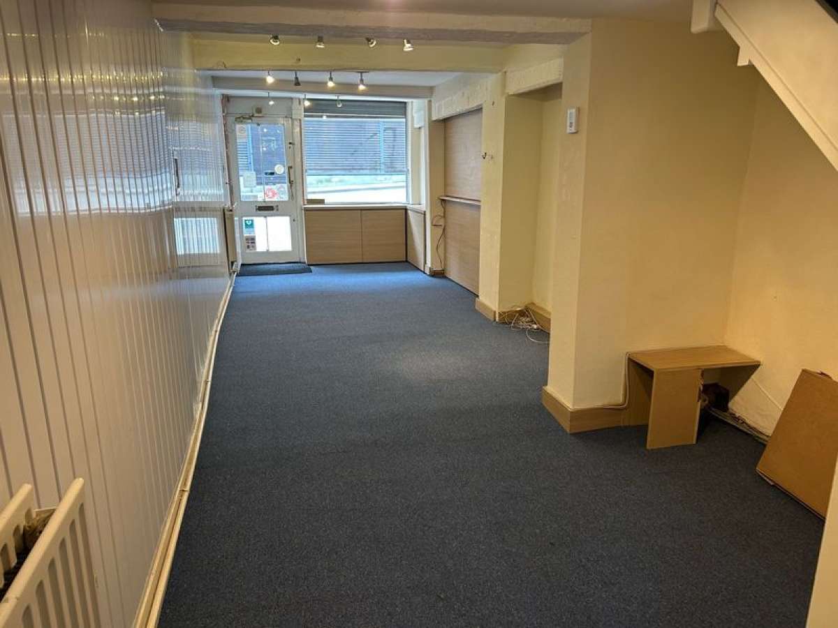 Retail/Shop in Congleton - photo 2