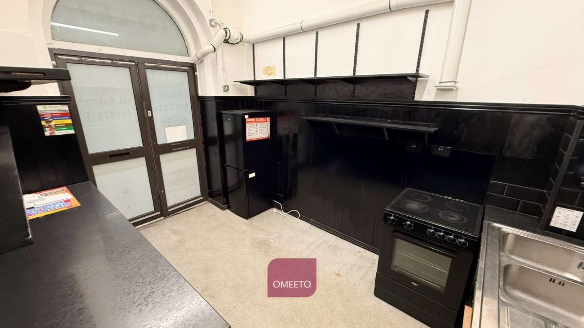 Retail/Shop in Derby - photo 3