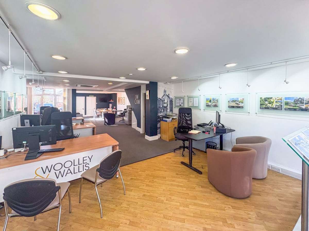 Retail/Shop in Ringwood - photo 2