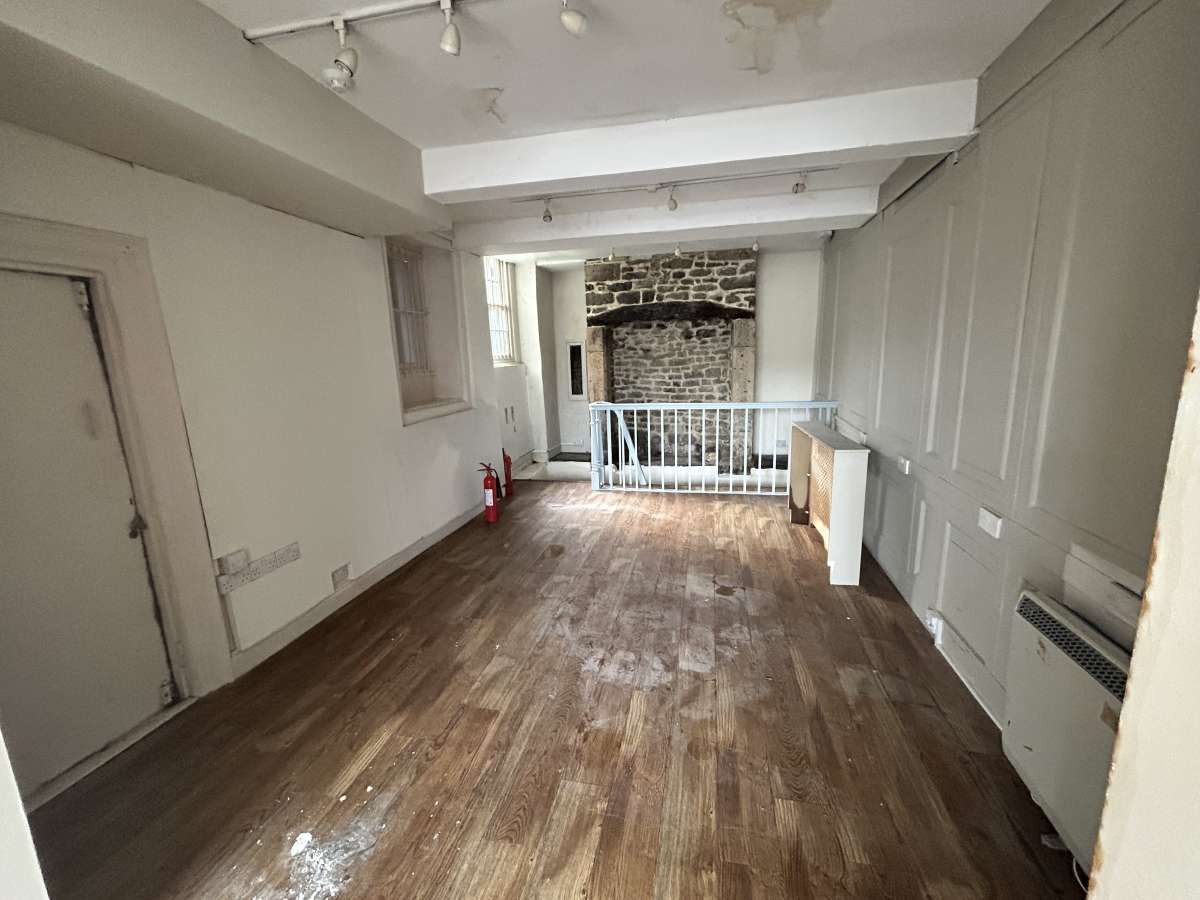 Retail/Shop in Bath - photo 3