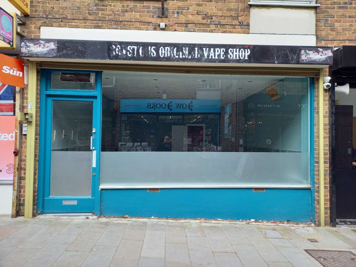 Retail/Shop in Royston - photo 3